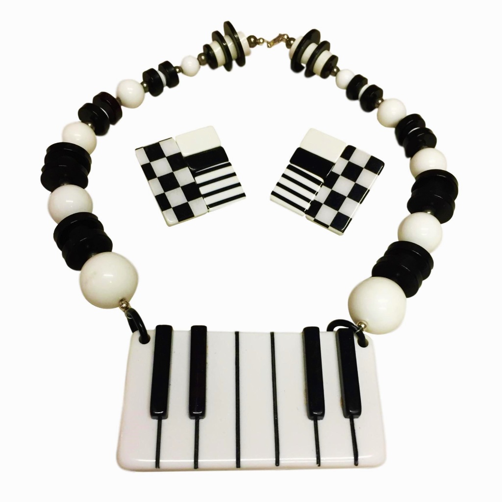 1980s Chunky Necklace And Earrings  Keyboard